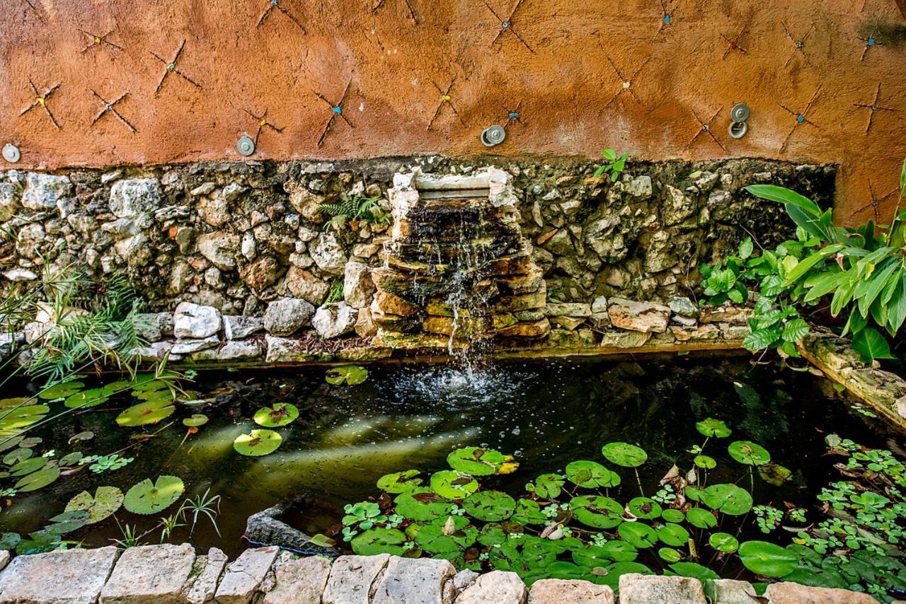 Pueblo Maya By Majikal B&B メリダ エクステリア 写真